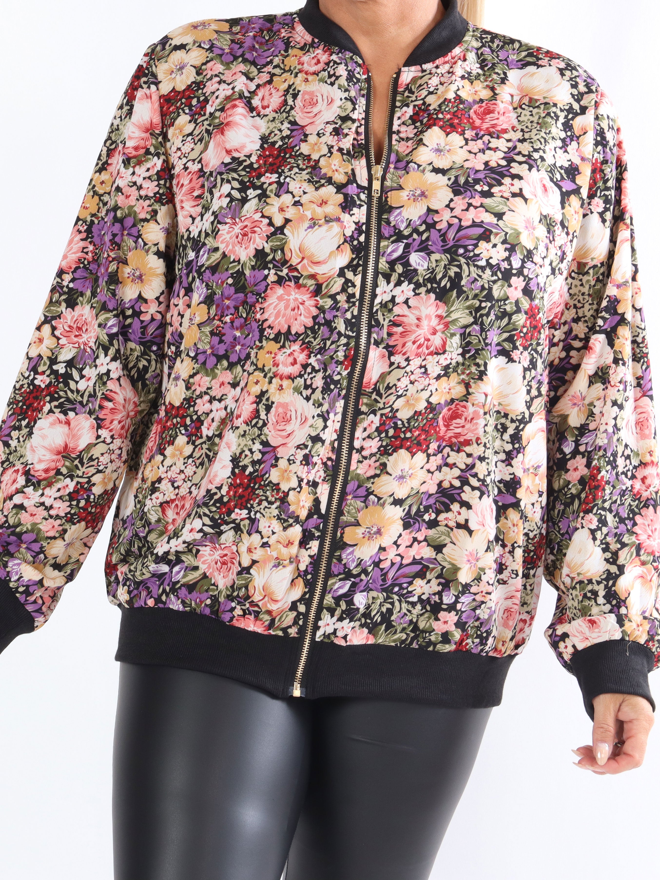 Cecilie - Flerfarvet blomstret jakke